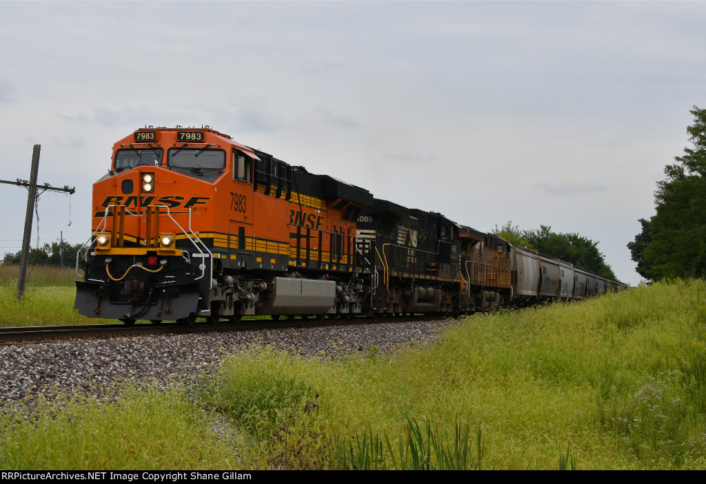 BNSF 7983